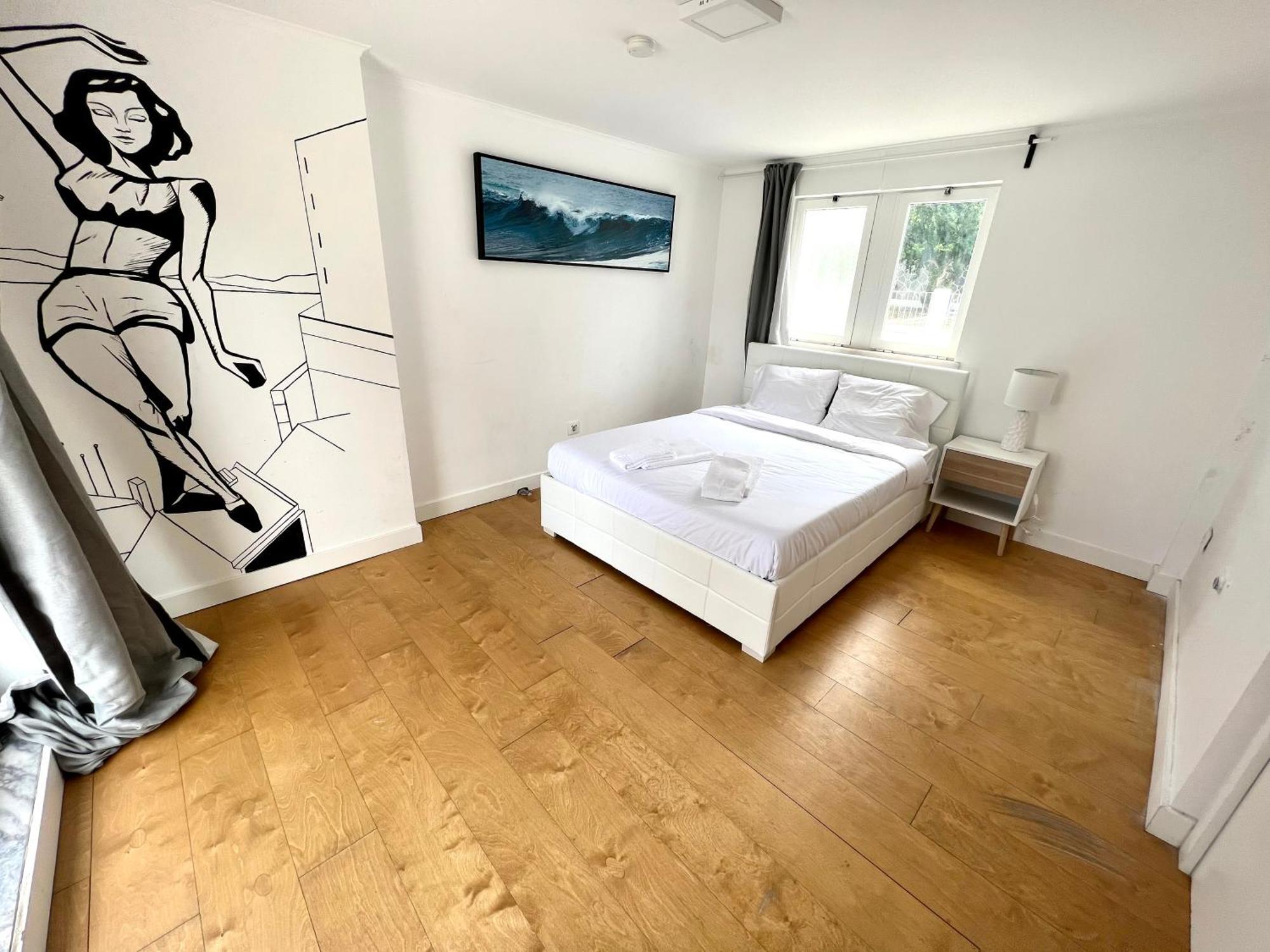 Oeiras Beach Private Room 9 - Double Bedroom With Shared Bathroom & Terrace Extérieur photo