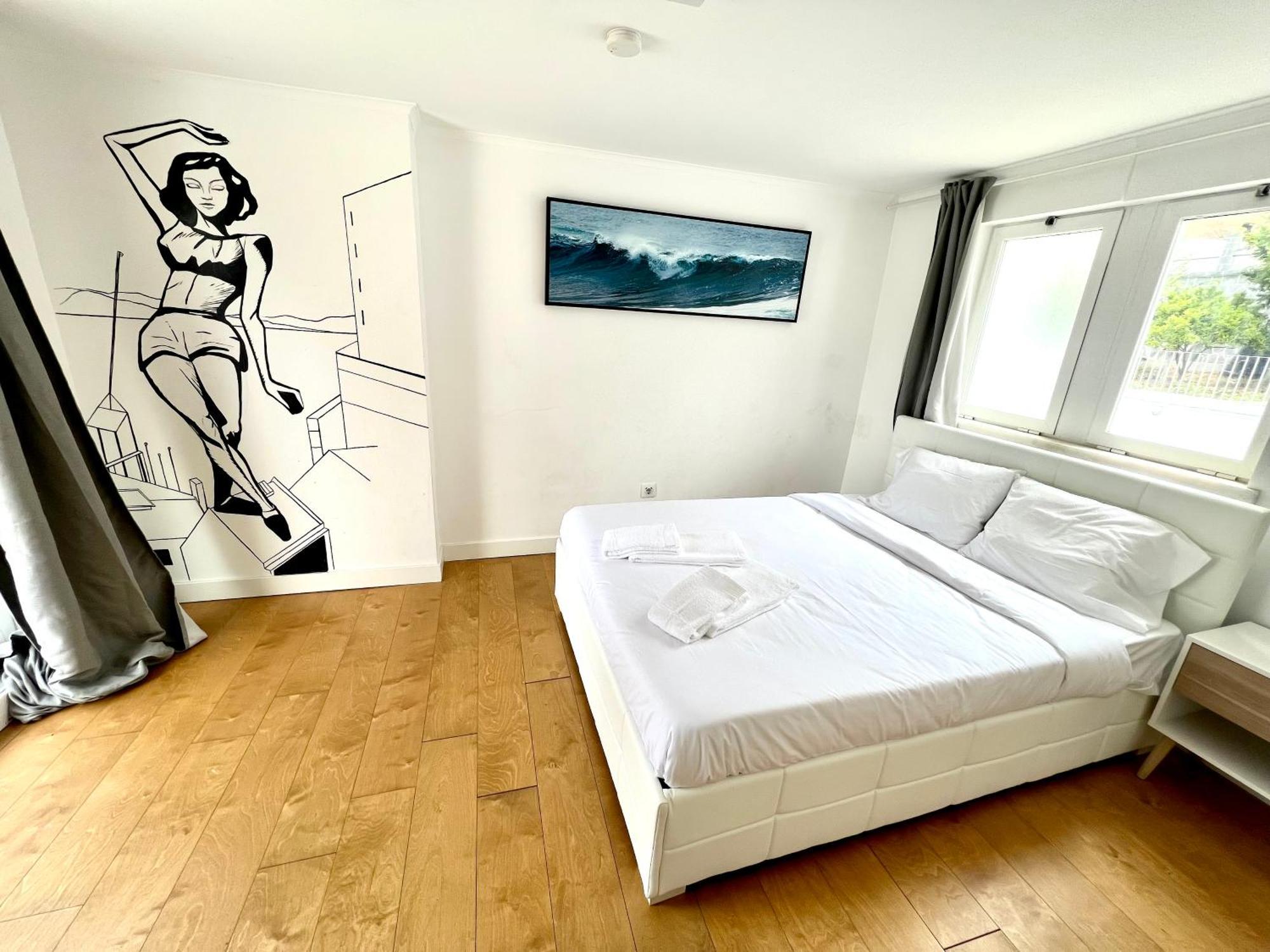 Oeiras Beach Private Room 9 - Double Bedroom With Shared Bathroom & Terrace Extérieur photo