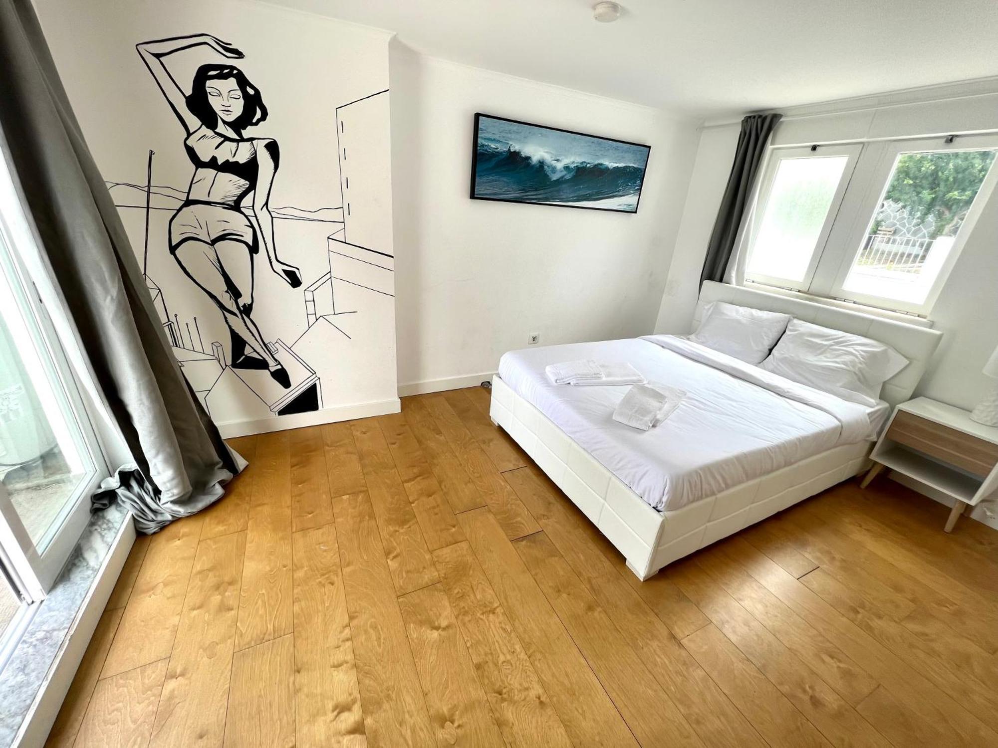 Oeiras Beach Private Room 9 - Double Bedroom With Shared Bathroom & Terrace Extérieur photo